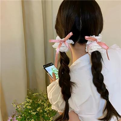 草间∞弥生
